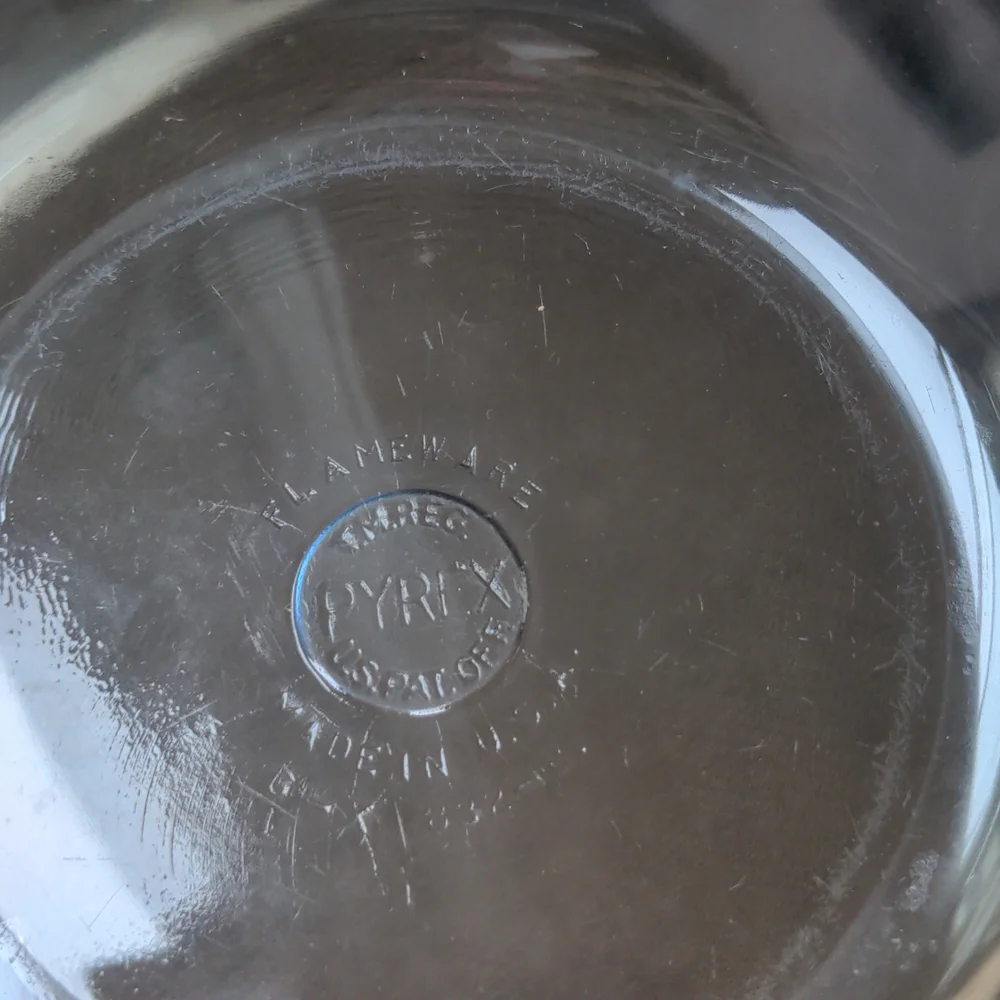 Pyrex Vintage Flameware 2 Piece Set